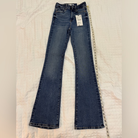 FLARE JEANS WITH A HIGH WAIST - Picture 4 of 7